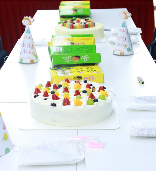 米科員工五月生日會